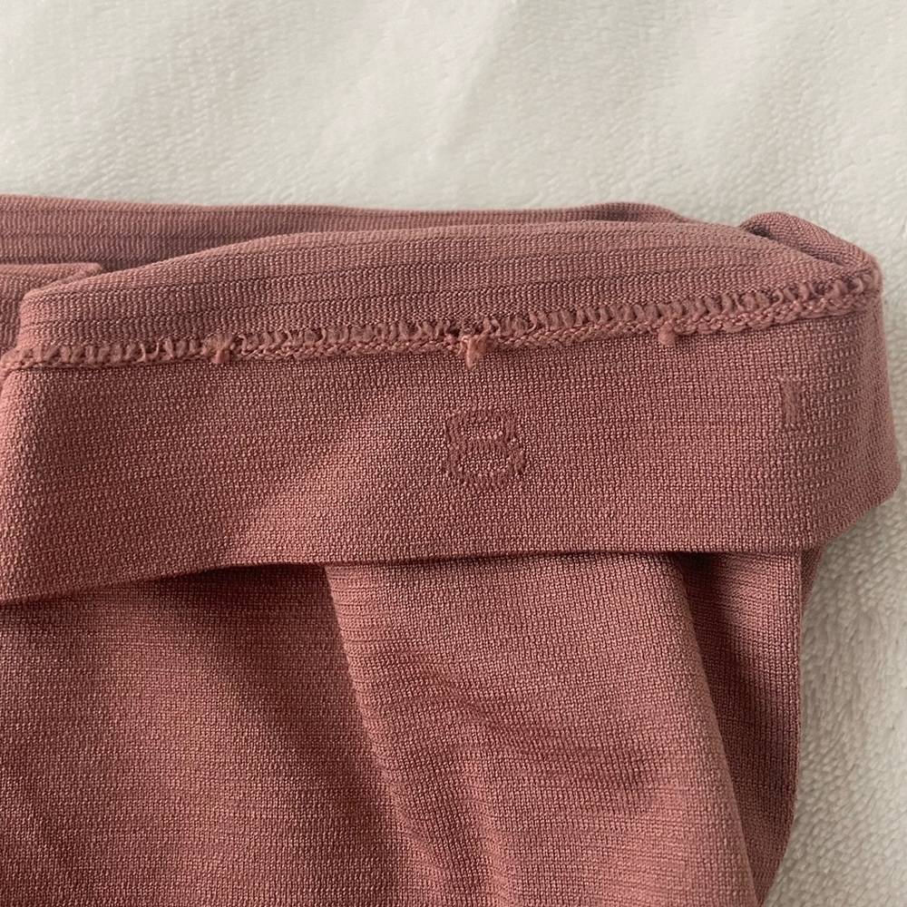 lululemon athletica Women's Short Sleeve Tee in Dusty Rose